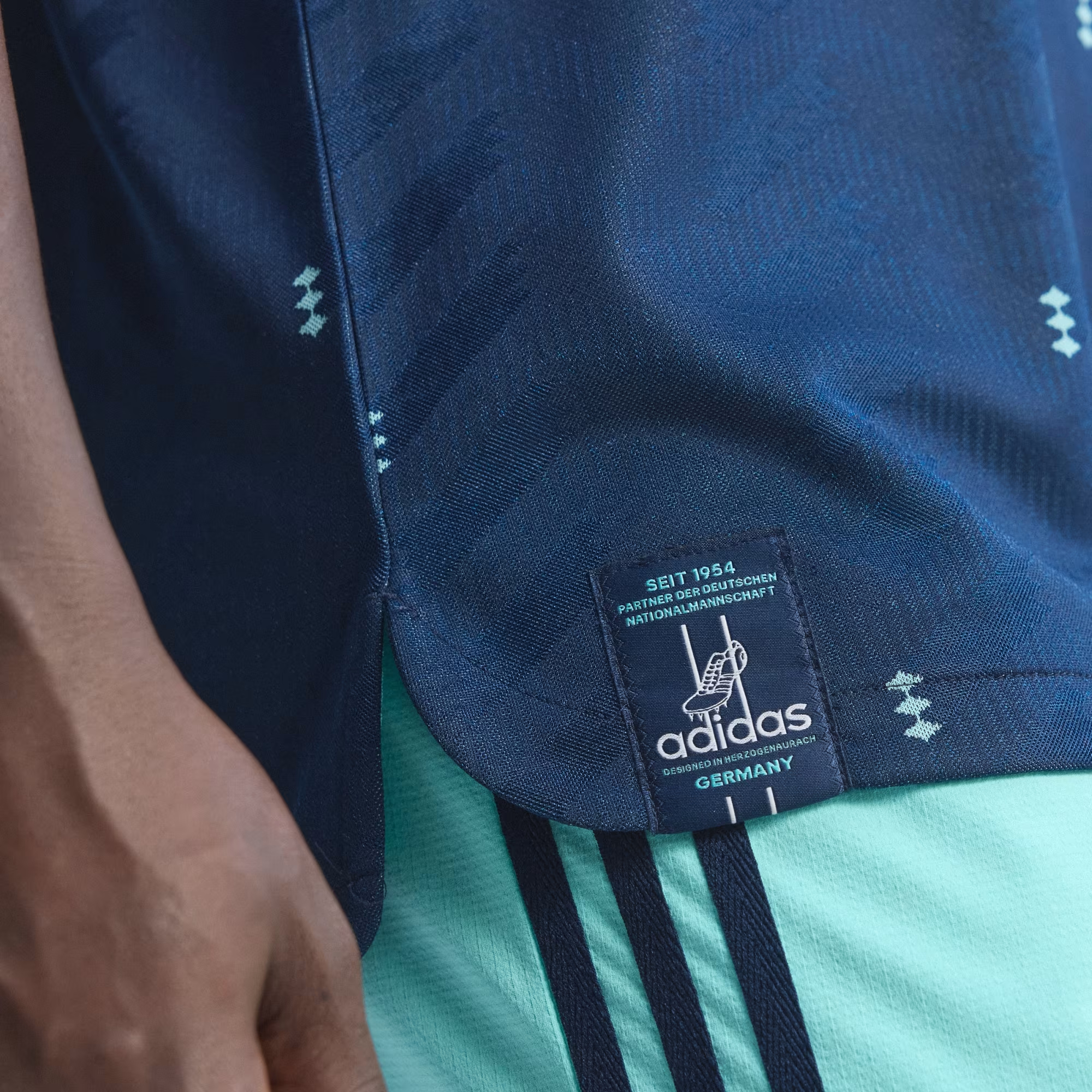 OEM ODM Custom Germany 26 Away Authentic Jersey Digital Print 100% Polyester Breathable Quick Dry - 图片 5