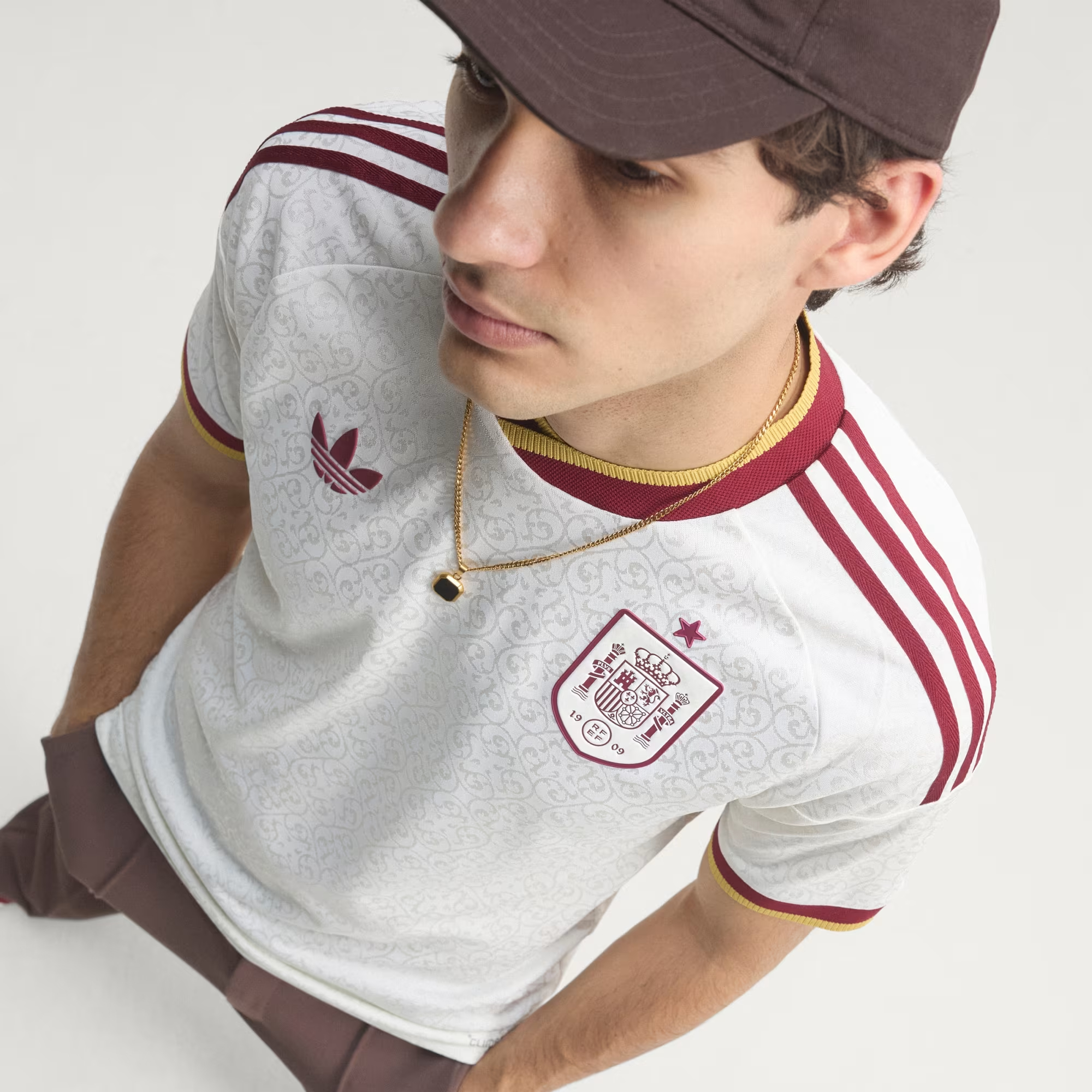 OEM/ODM Custom 2026 Spain National Team Away Player-Issue Jersey Digitally Printed100% Polyester Breathable & Quick-Drying - 图片 6